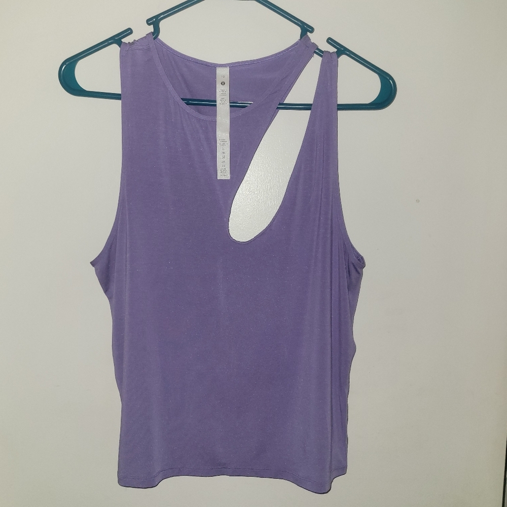 Lululemon Shoulder Cut-Out Yoga Tank Top